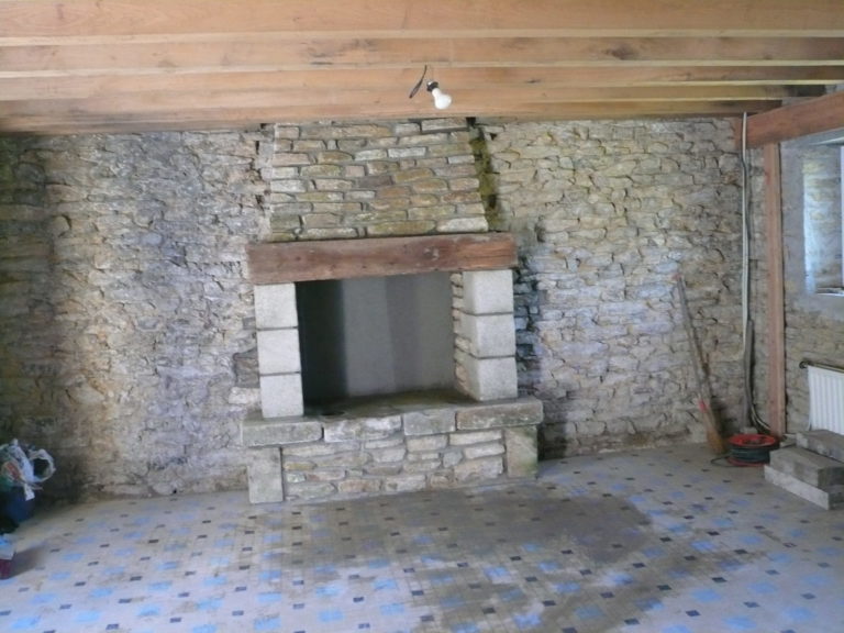 Wendlin maconnerie renovation cheminee en pierre 6 - Camors Pluvigner